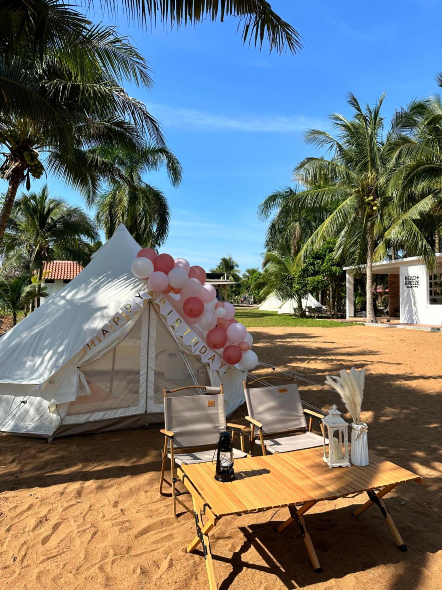 Beach N Breeze Glamping Malacca ภายนอก รูปภาพ