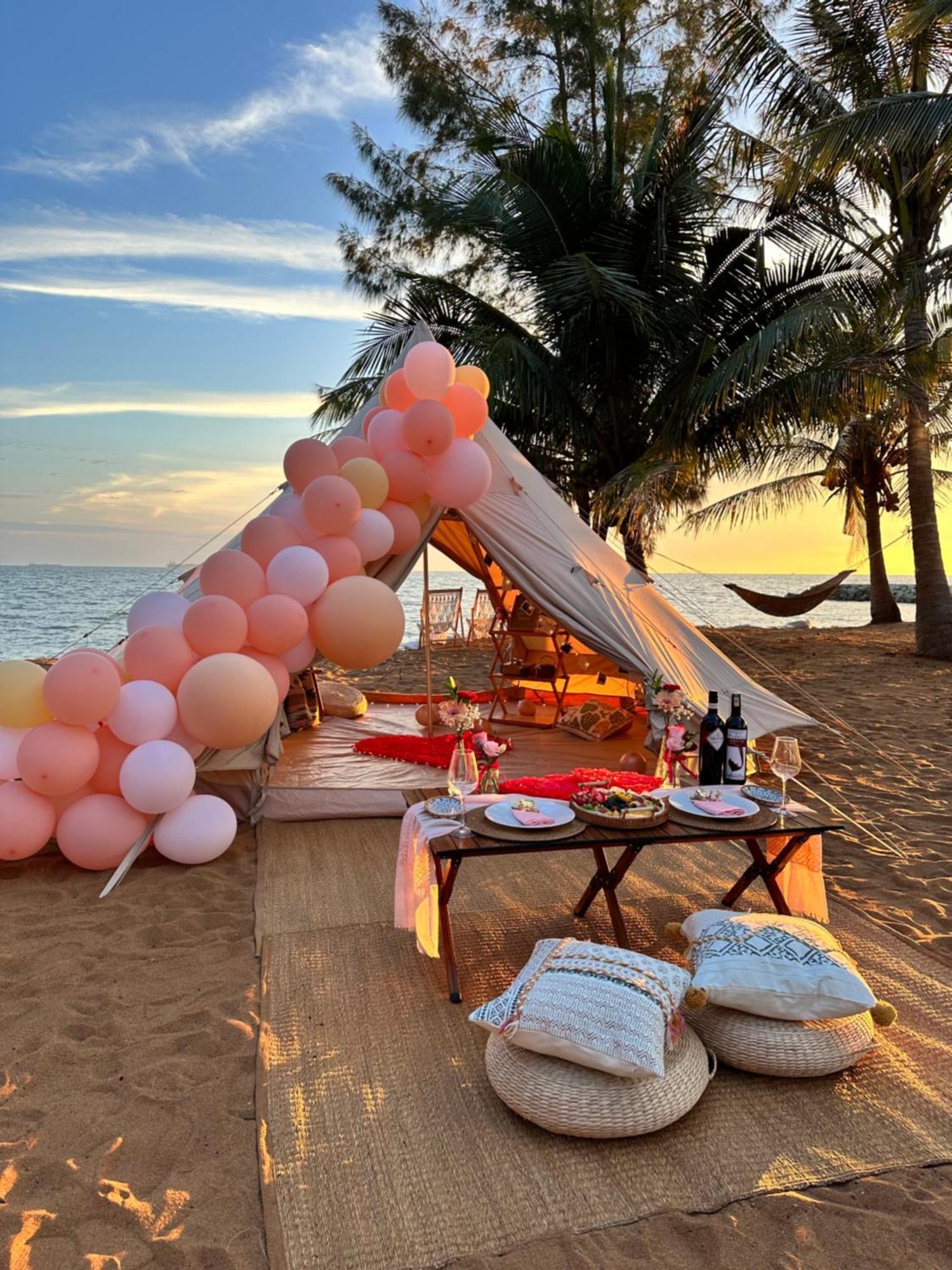 Beach N Breeze Glamping Malacca ภายนอก รูปภาพ